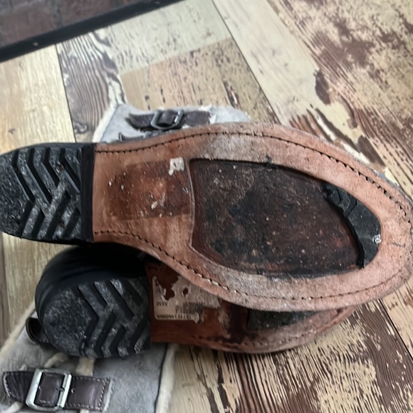 Dark and light grey leather boots Koolaburga by Ugg - Picture 2 of 2